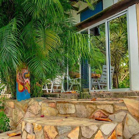 Kokrobite Gardens Restaurant And Guest House Экстерьер фото